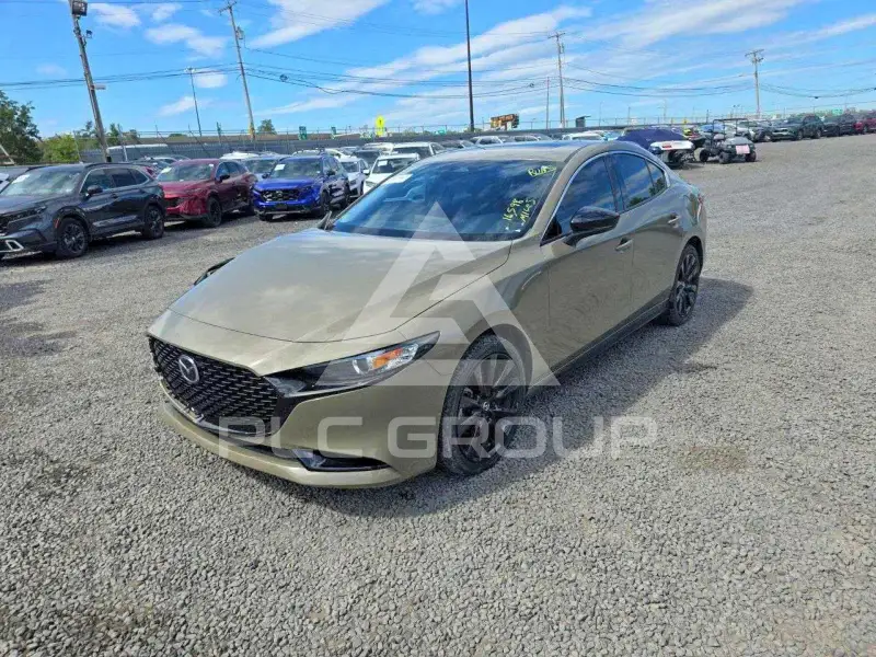 2025 Mazda 3 фото