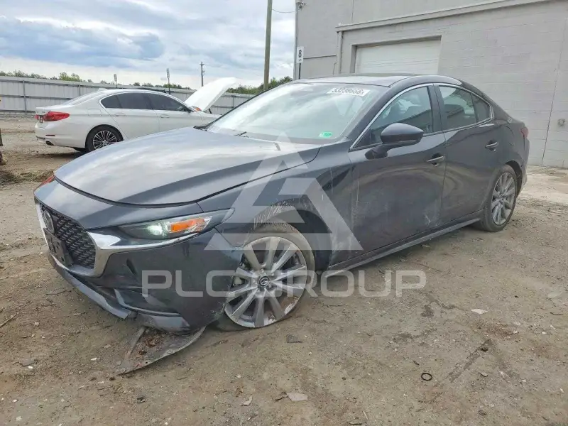 2025 Mazda 3 photo