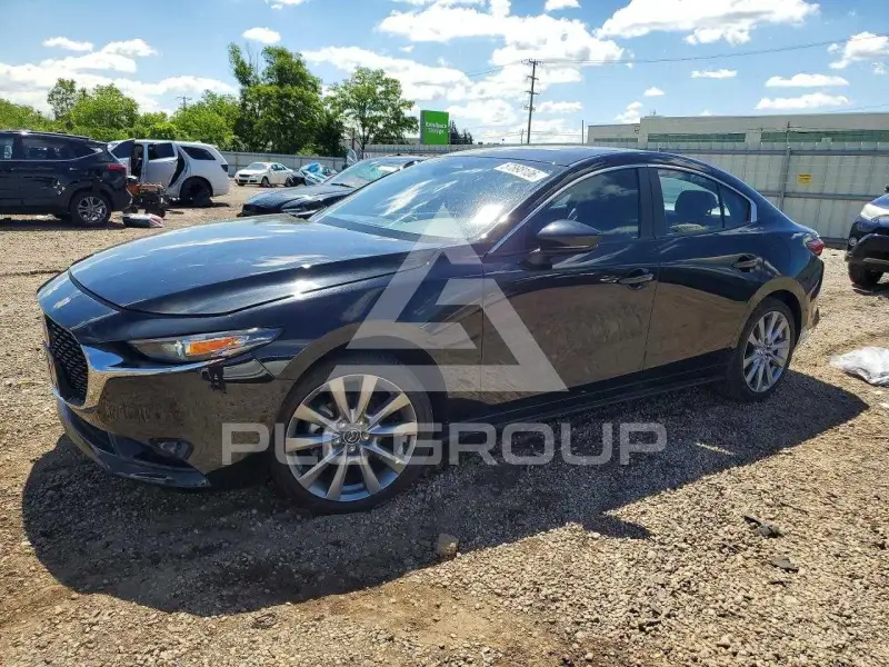 2025 Mazda 3 фото