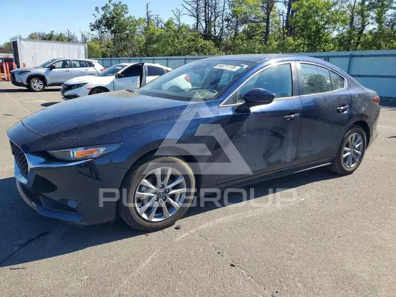 2025 Mazda 3 фото