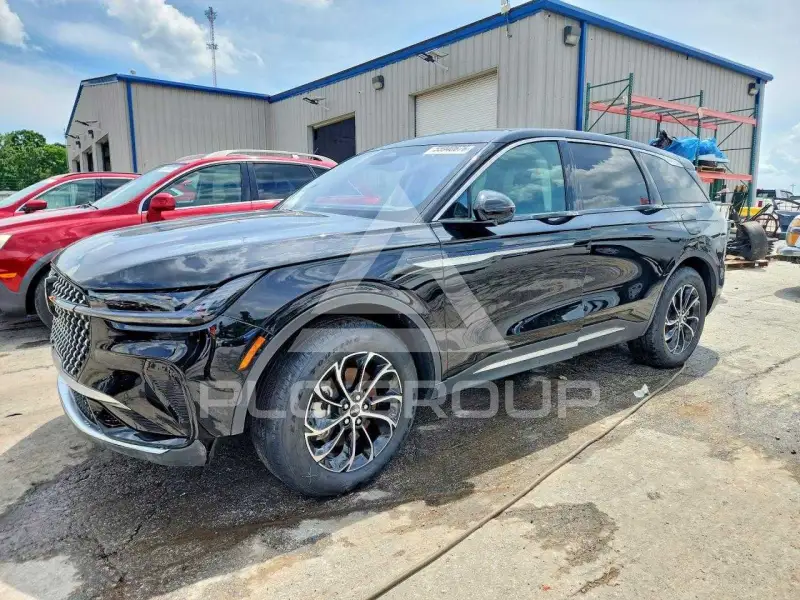 2025 Lincoln NAUTILUS photo