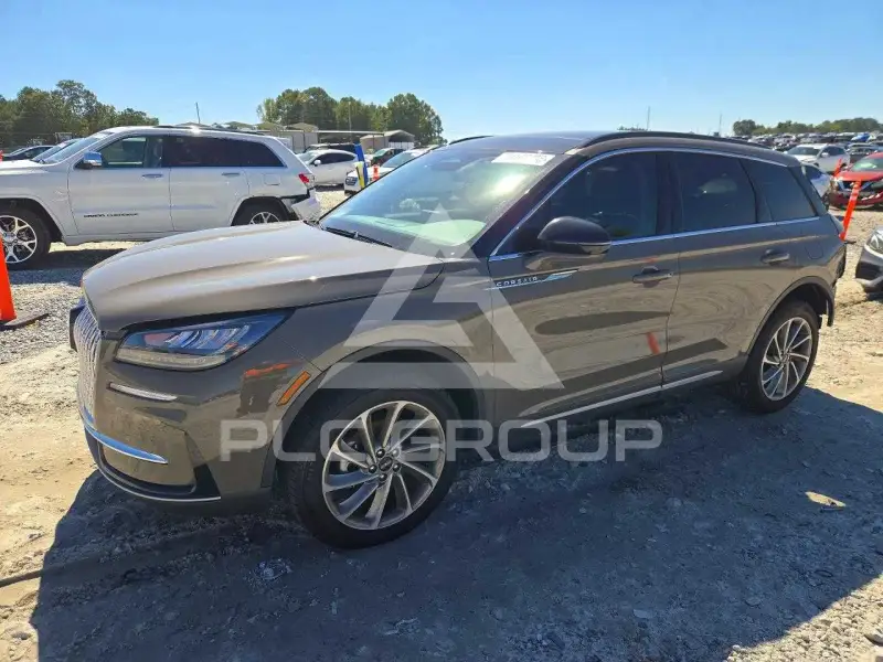 2025 Lincoln CORSAIR photo