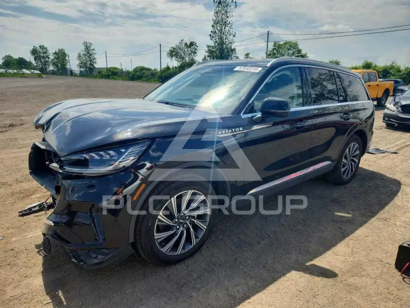 2025 Lincoln AVIATOR photo