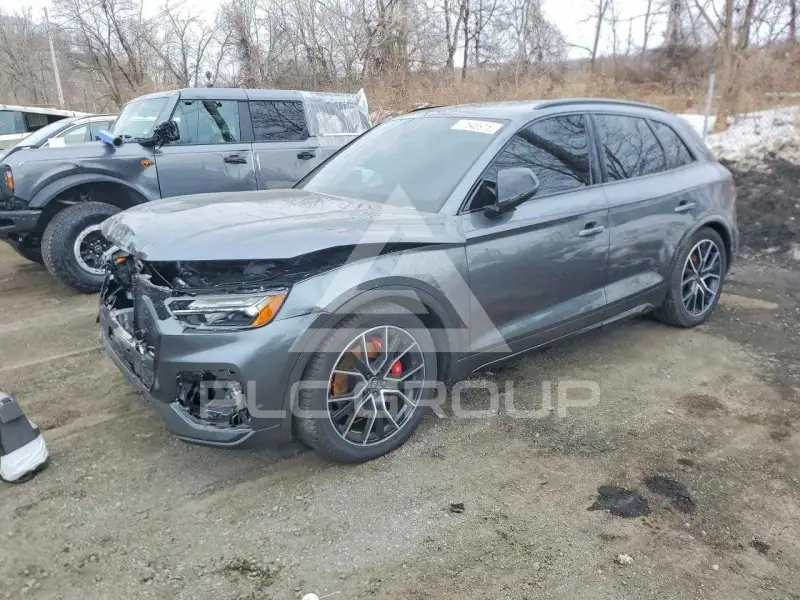 2025 Audi SQ5 фото