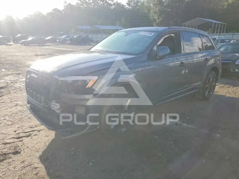 2025 Audi Q7 фото