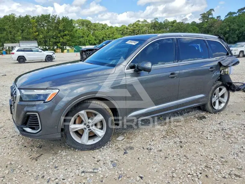 2025 Audi Q7 фото