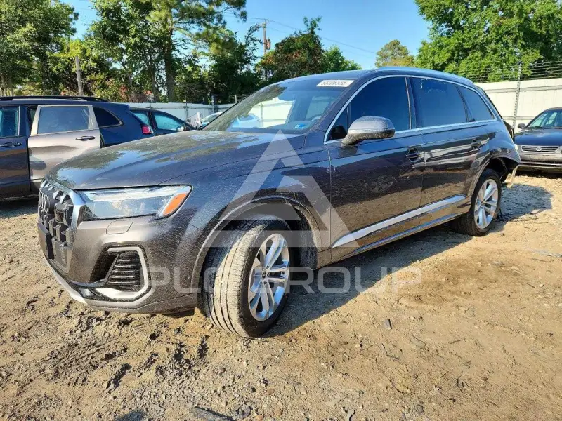 2025 Audi Q7 photo
