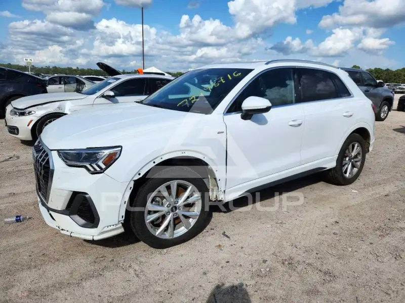 2025 Audi Q3 photo