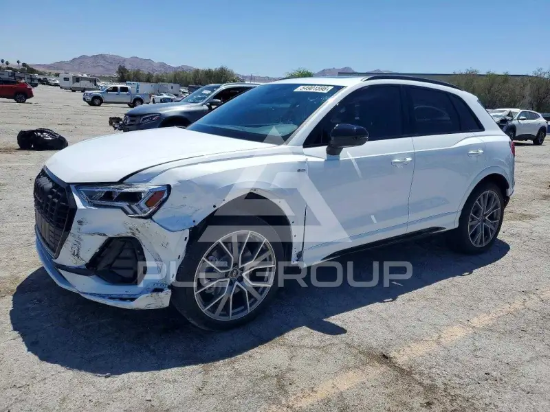 2025 Audi Q3 фото