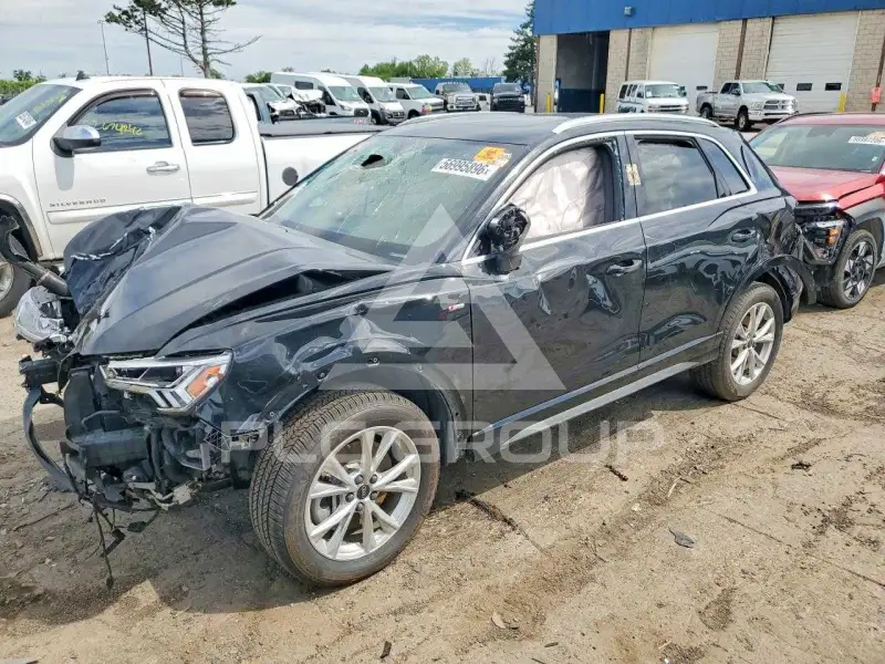 2025 Audi Q3 photo