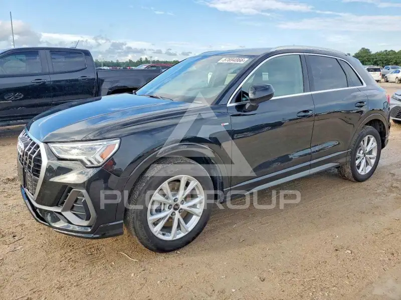 2025 Audi Q3 photo