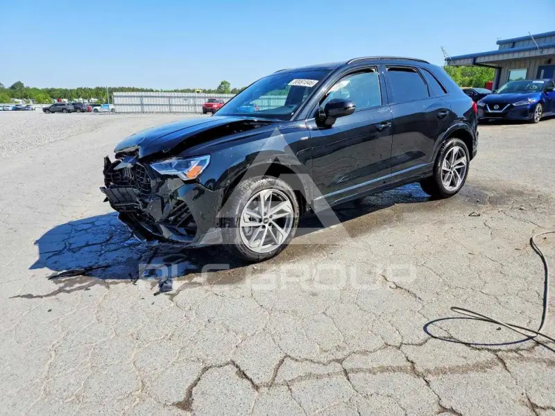 2025 Audi Q3 фото