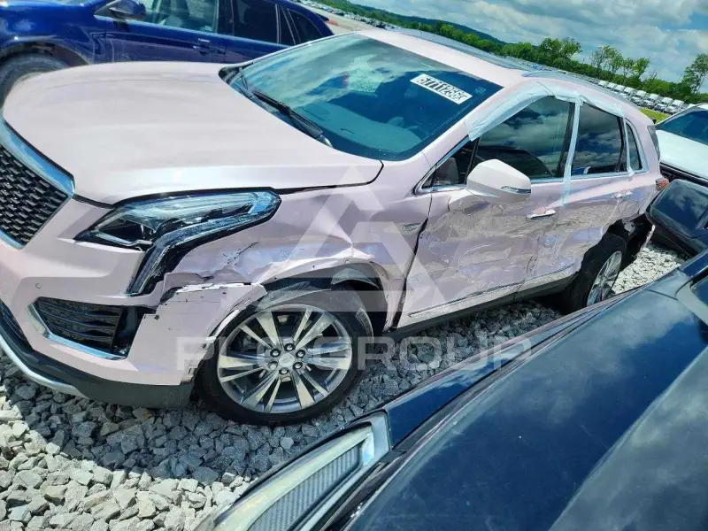 2025 Cadillac XT5 фото