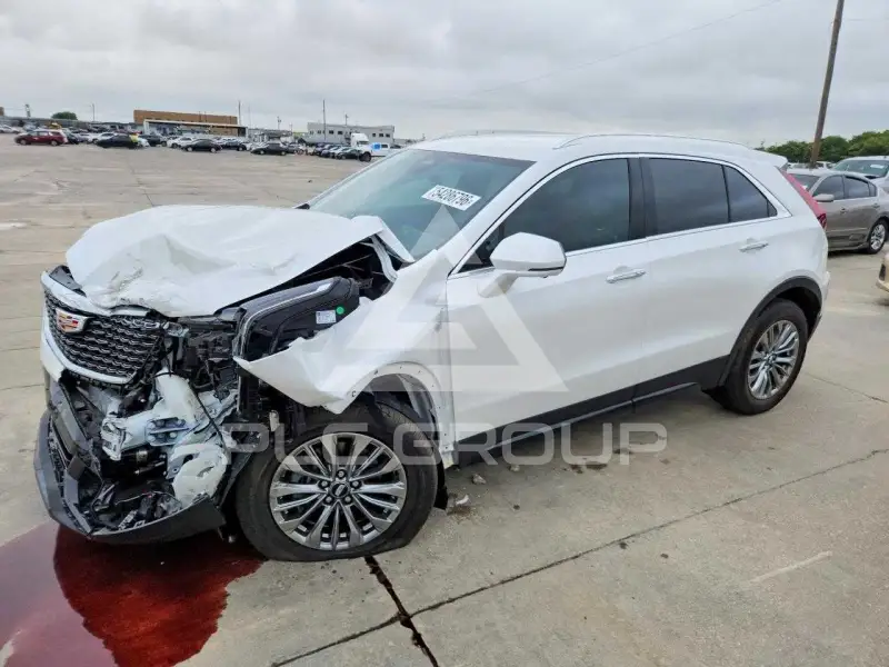 2025 Cadillac XT4 фото