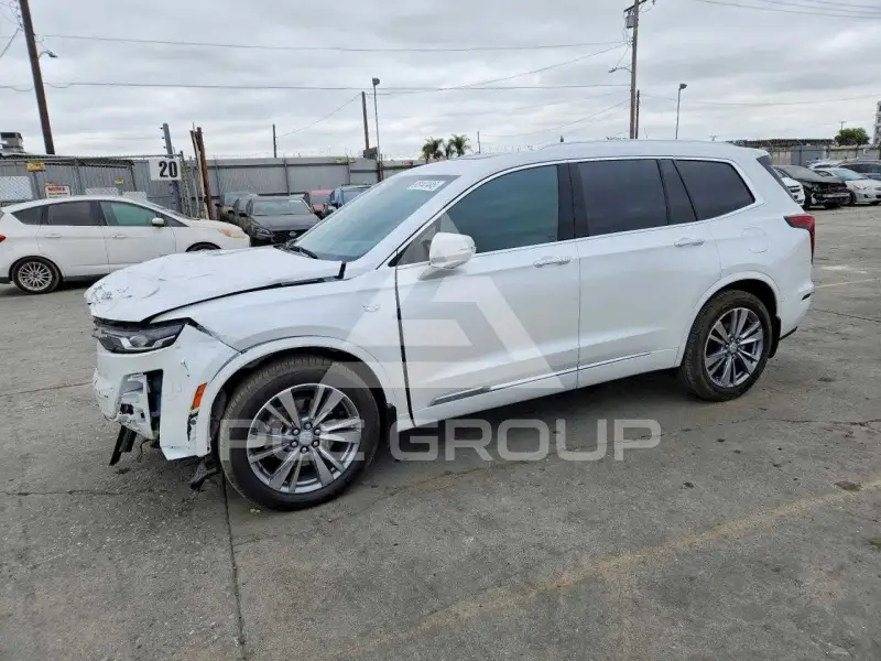 2025 Cadillac XT6 photo
