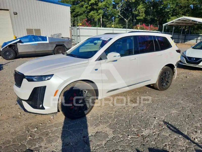 2025 Cadillac XT6 photo