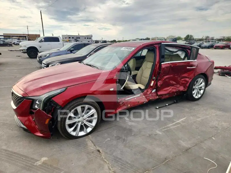 2025 Cadillac CT5 photo