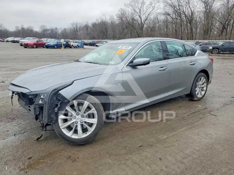 2025 Cadillac CT5 фото
