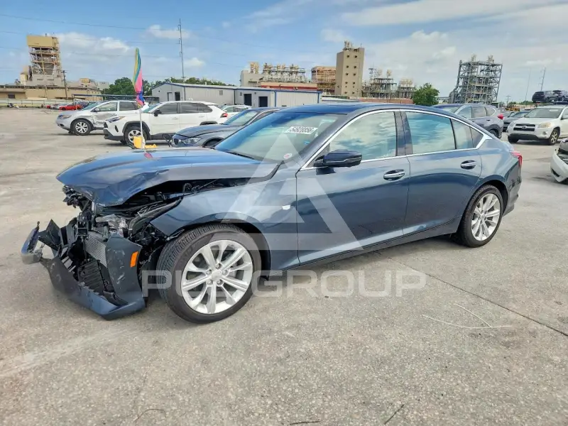 2025 Cadillac CT5 photo