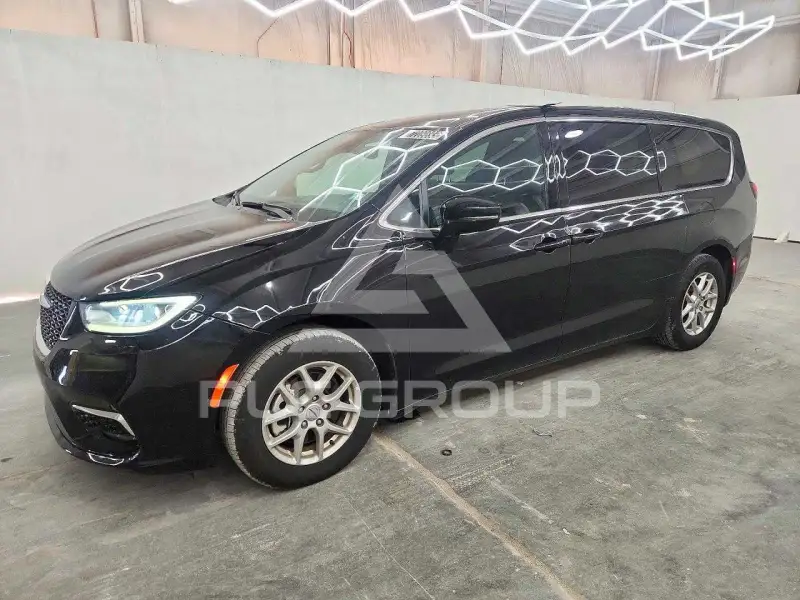 2025 Chrysler PACIFICA photo