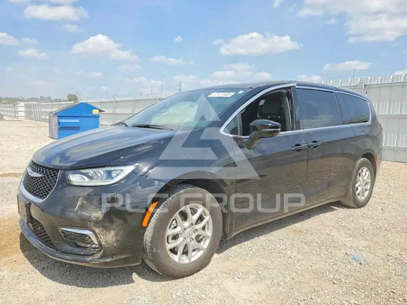 2025 Chrysler PACIFICA photo