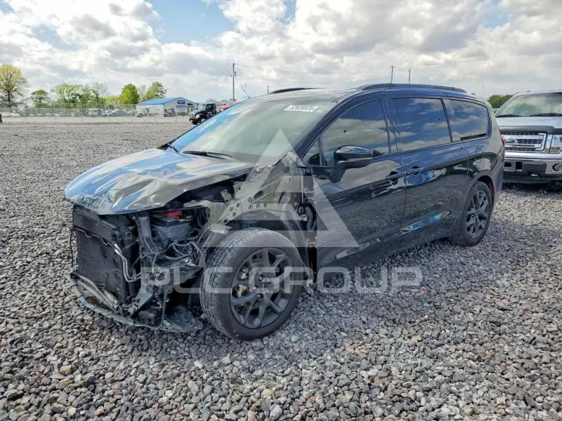 2025 Chrysler PACIFICA photo