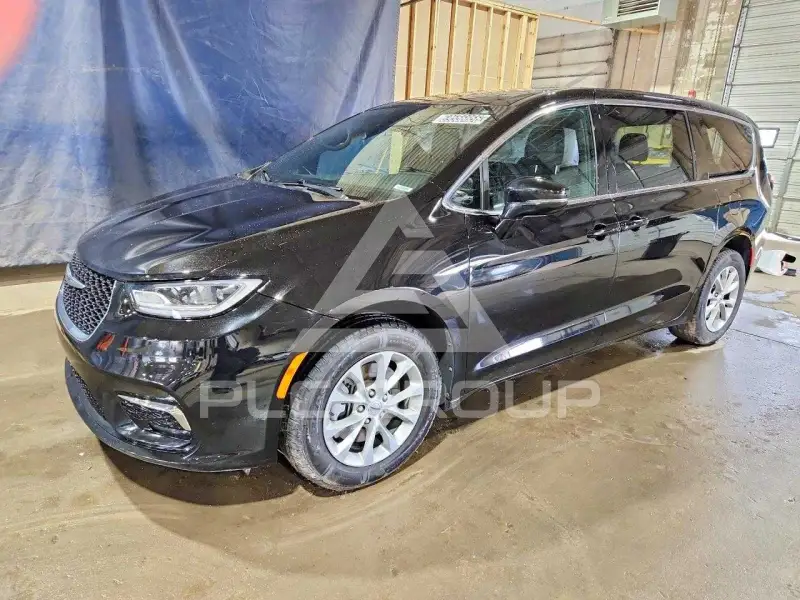 2025 Chrysler PACIFICA photo