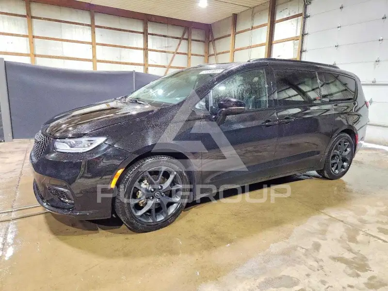 2025 Chrysler PACIFICA photo