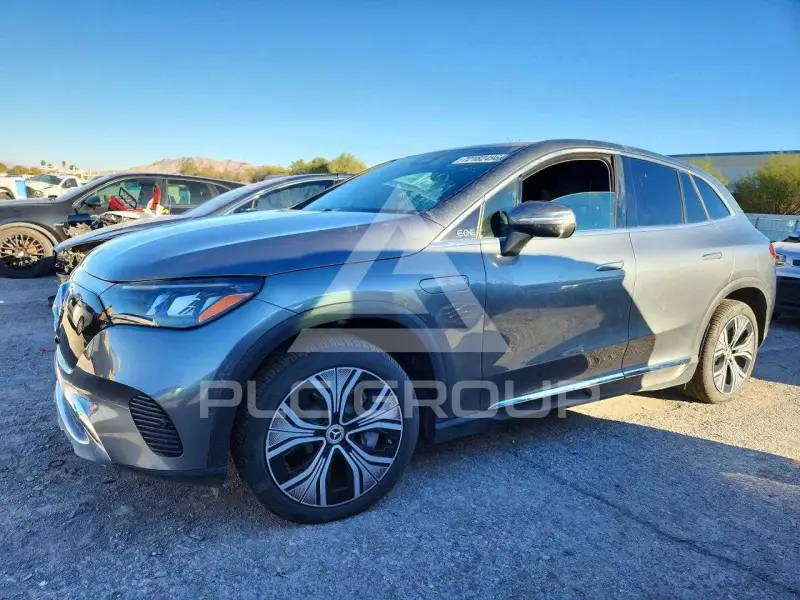 2025 Mercedes Benz EQE photo