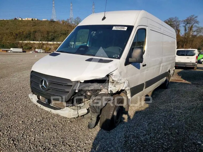 2025 Mercedes Benz Sprinter photo