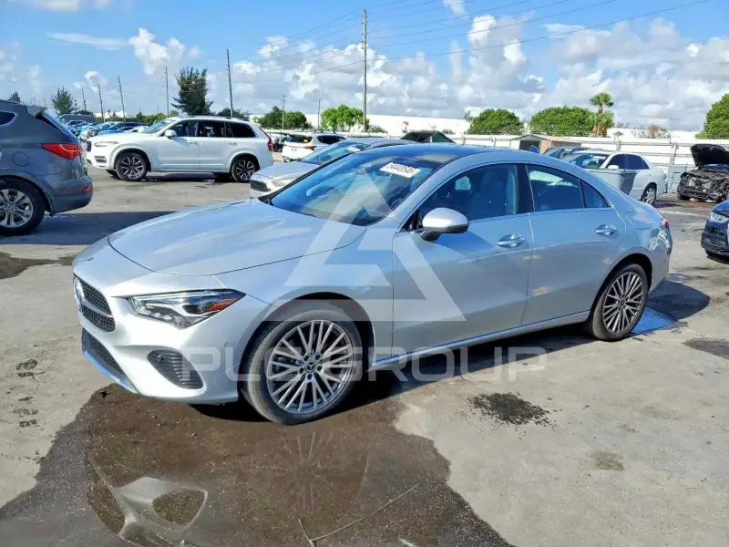 2025 Mercedes Benz CLA-Class фото