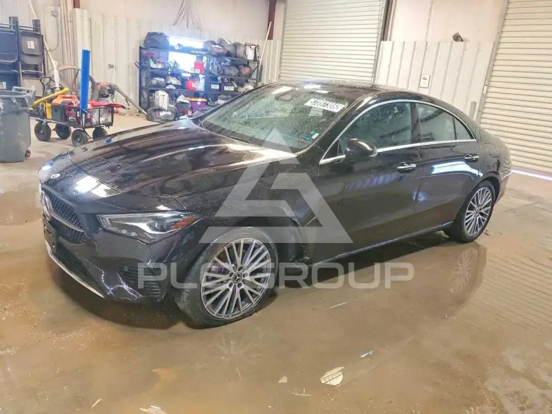 2025 Mercedes Benz CLA-Class фото