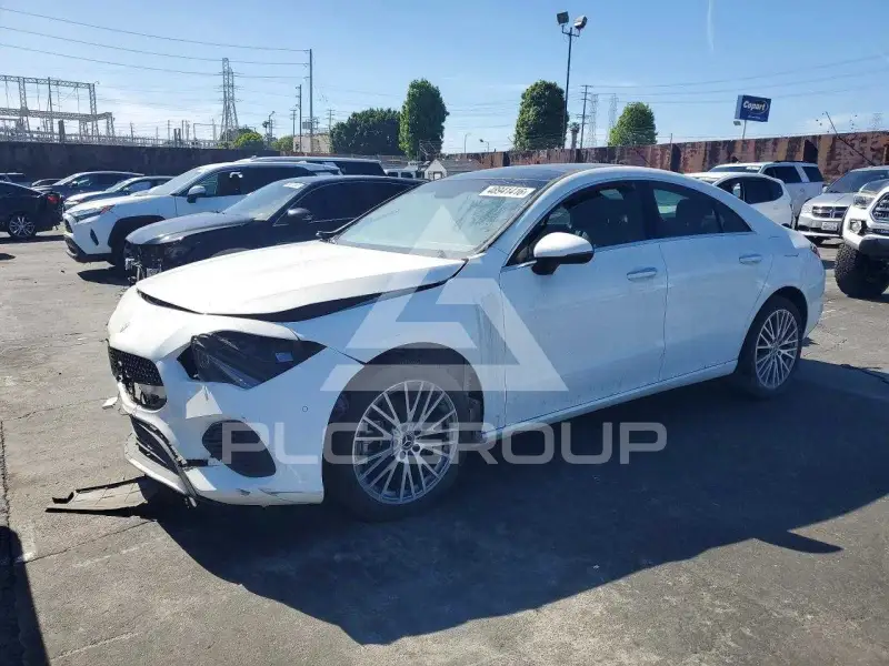 2025 Mercedes Benz CLA-Class фото