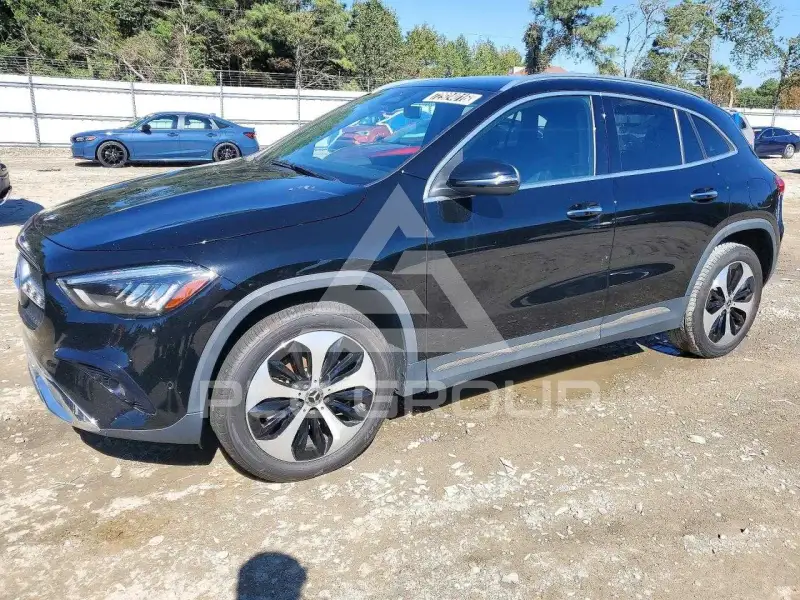 2025 Mercedes Benz GLA-Class фото