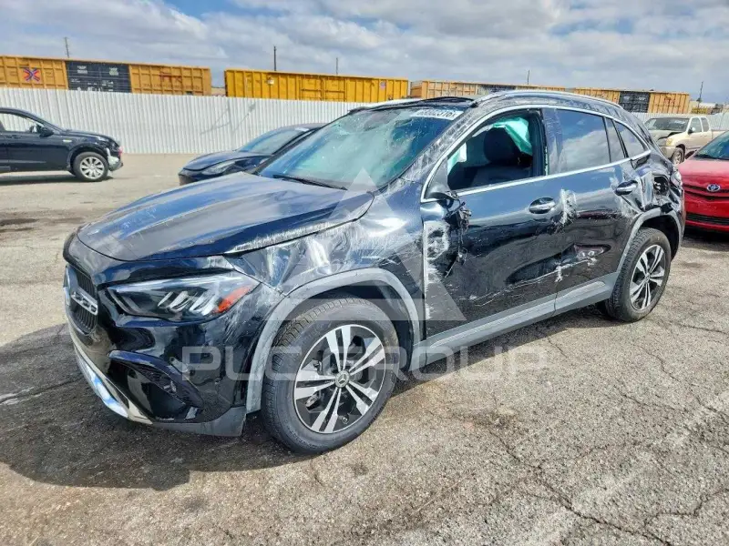 2025 Mercedes Benz GLA-Class photo