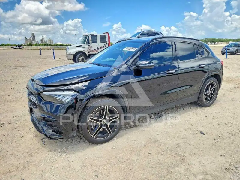 2025 Mercedes Benz GLA-Class фото