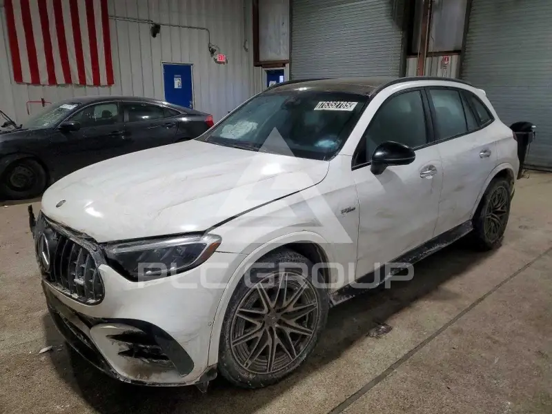 2025 Mercedes Benz GLC-Class photo