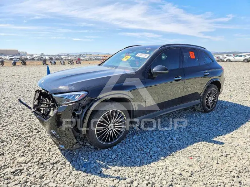 2025 Mercedes Benz GLC-Class фото