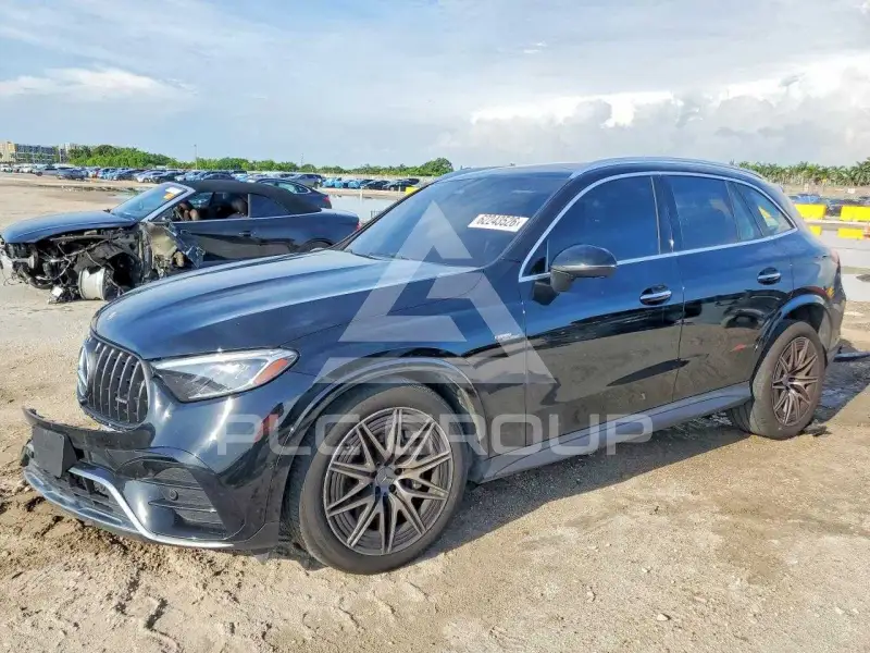 2025 Mercedes Benz GLC-Class фото