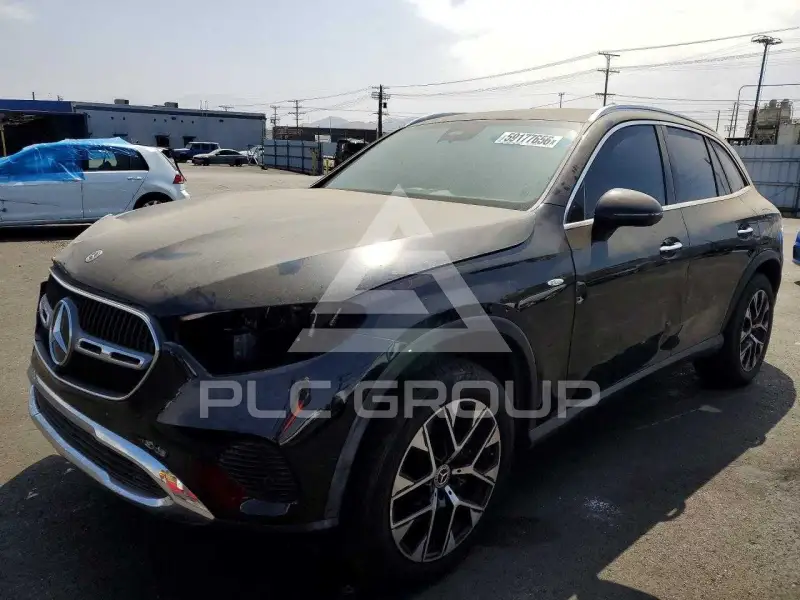 2025 Mercedes Benz GLC-Class фото
