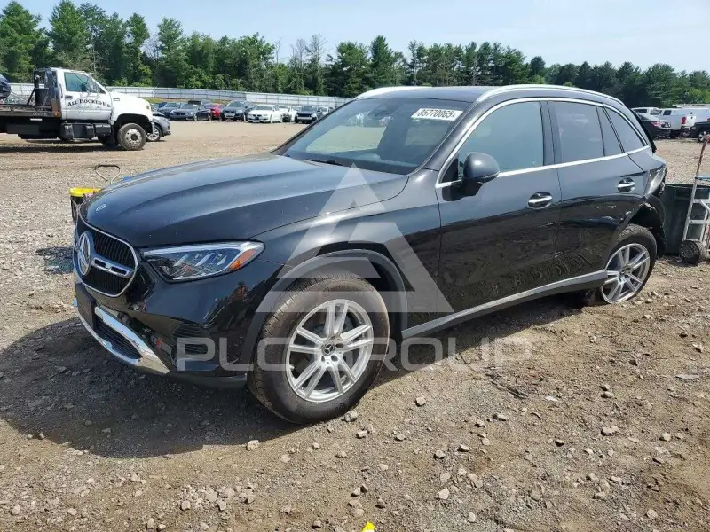2025 Mercedes Benz GLC-Class фото