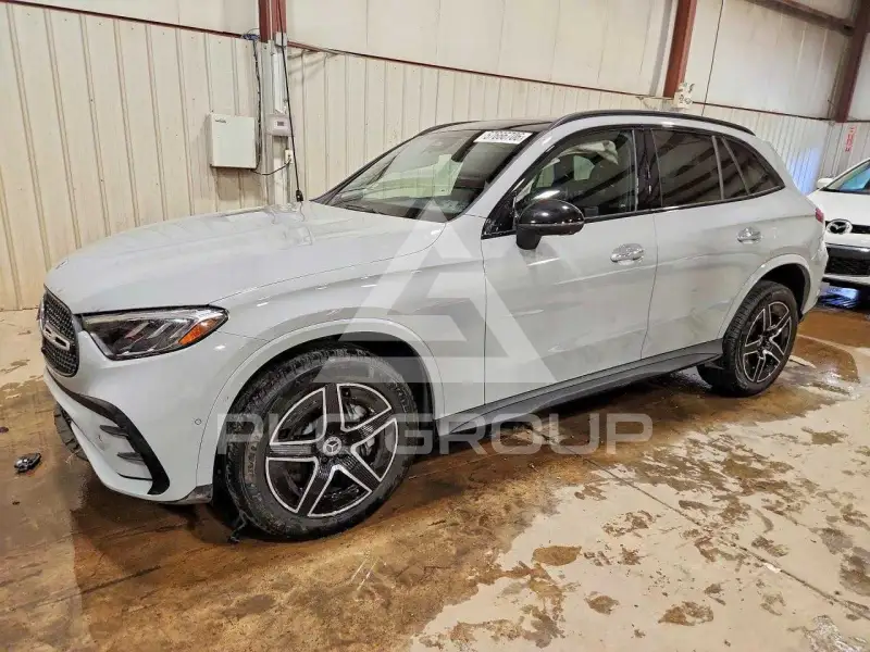 2025 Mercedes Benz GLC-Class фото