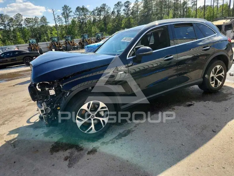 2025 Mercedes Benz GLC-Class фото