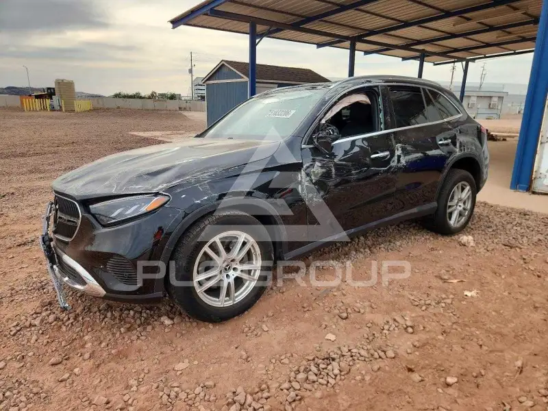 2025 Mercedes Benz GLC-Class фото