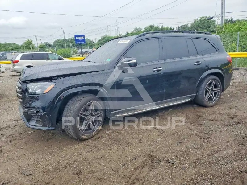 2025 Mercedes Benz GLS-Class photo