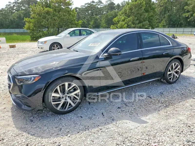 2025 Mercedes Benz E-Class фото