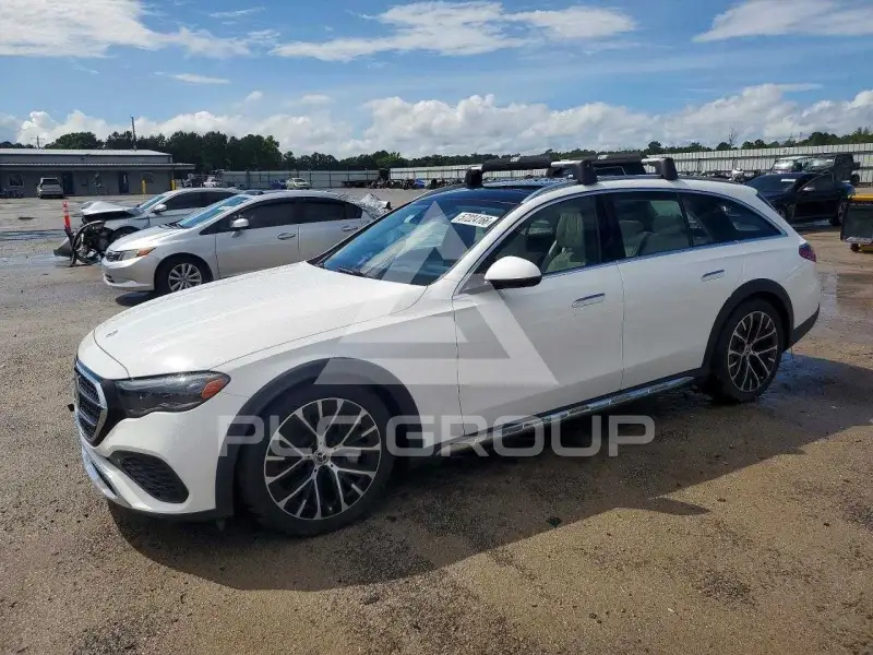 2025 Mercedes Benz E-Class photo