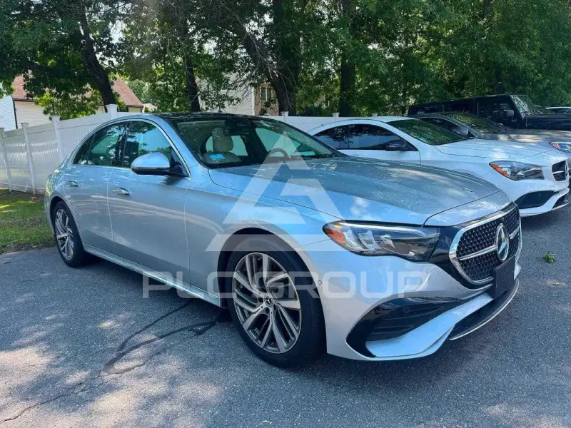 2025 Mercedes Benz E-Class фото