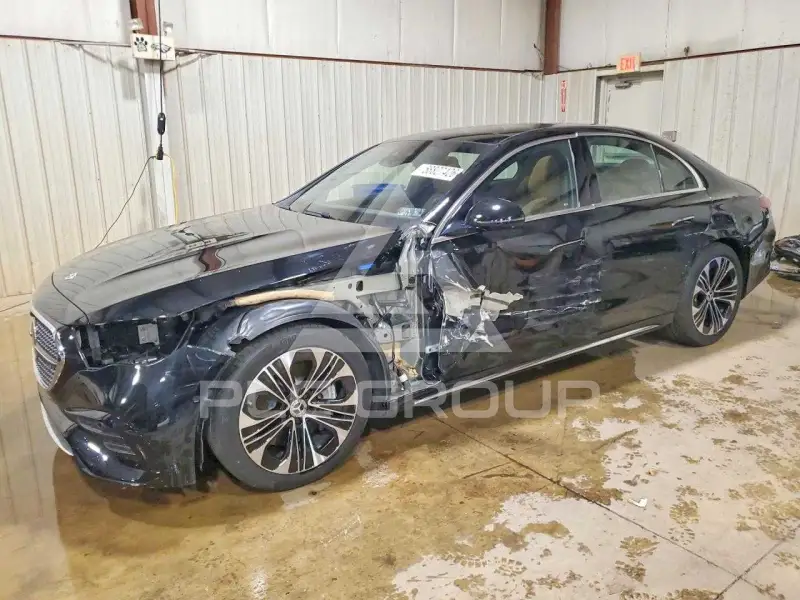 2025 Mercedes Benz E-Class фото