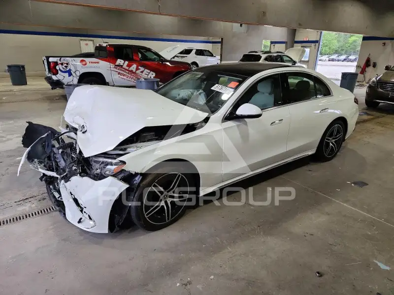 2025 Mercedes Benz E-Class photo